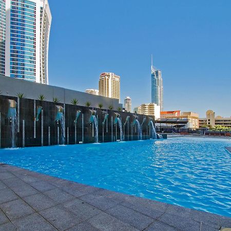 5 Bedroom Executive Sub Penthouse In The Heart Of Surfers With Full Ocean Views - Sleeps 12 - Circle On Cavill Amazing!! Gold Coast Exterior photo