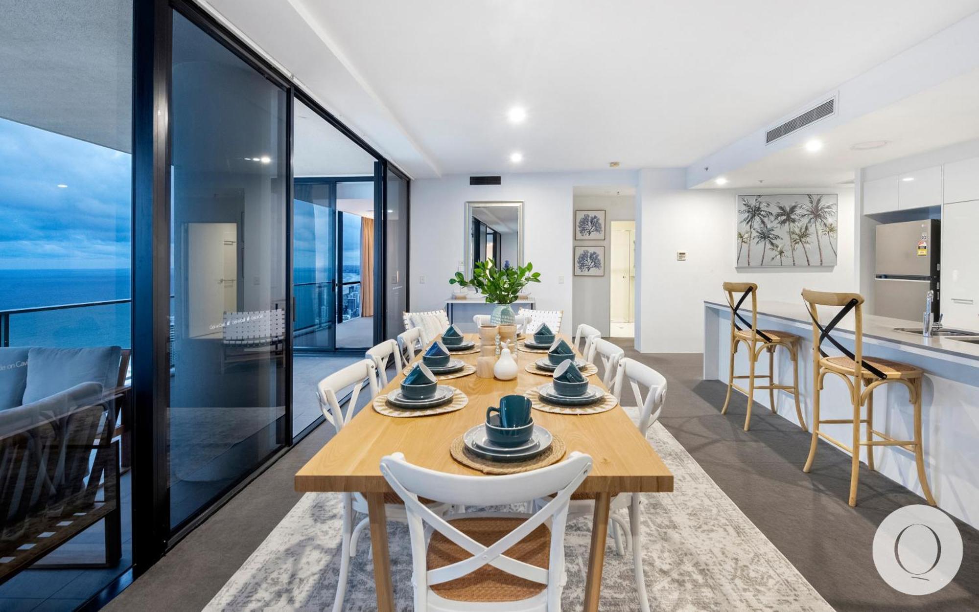 5 Bedroom Executive Sub Penthouse In The Heart Of Surfers With Full Ocean Views - Sleeps 12 - Circle On Cavill Amazing!! Gold Coast Exterior photo