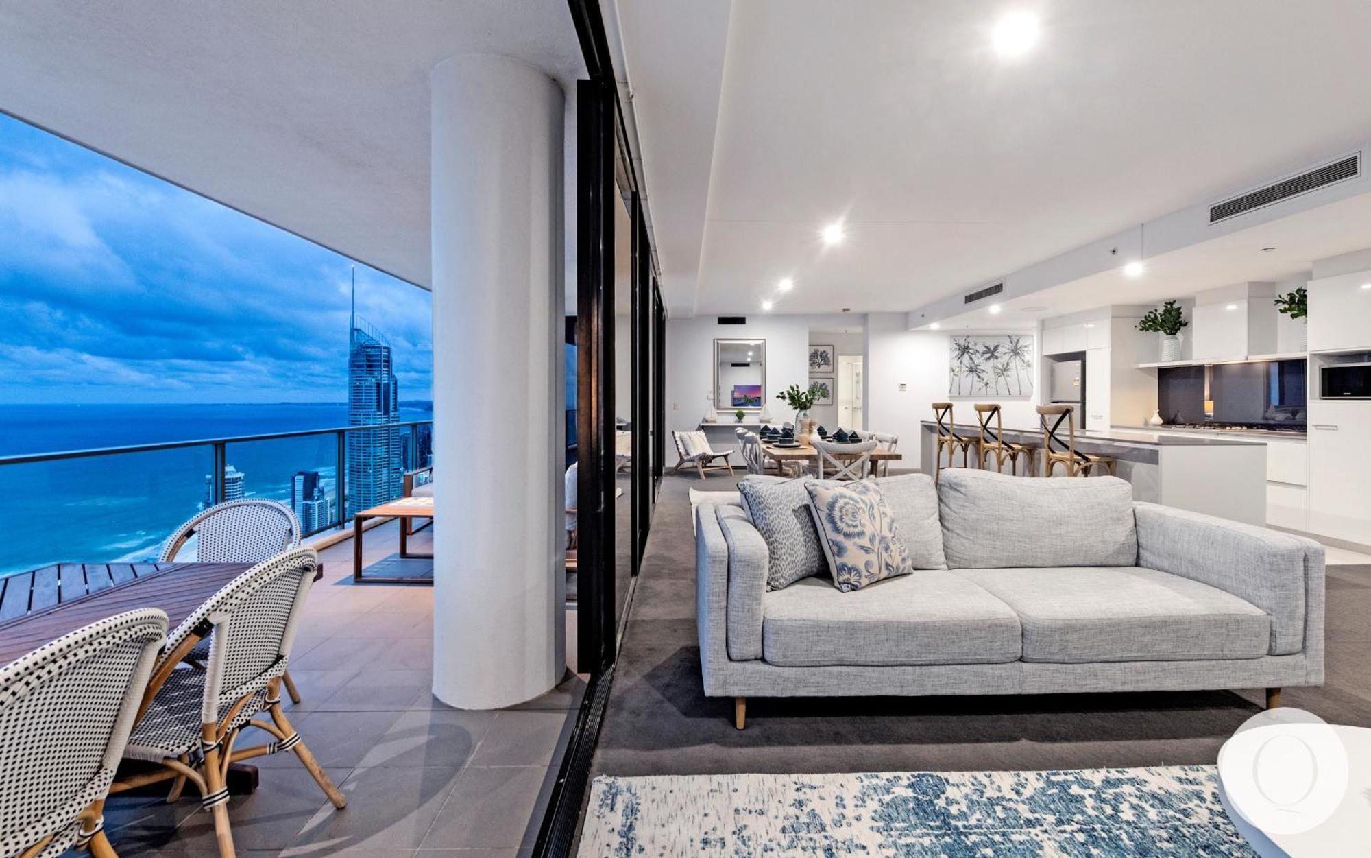 5 Bedroom Executive Sub Penthouse In The Heart Of Surfers With Full Ocean Views - Sleeps 12 - Circle On Cavill Amazing!! Gold Coast Exterior photo